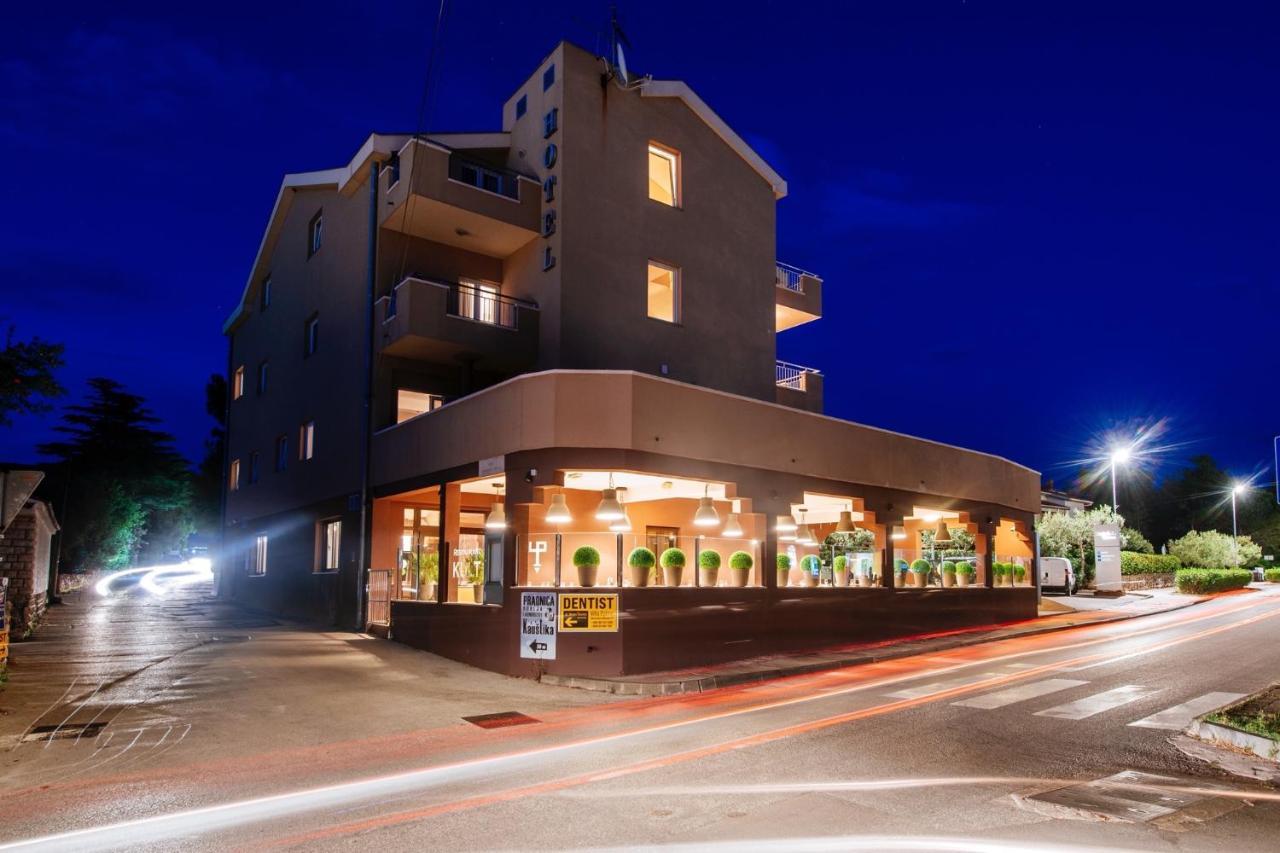 Hotel Terra Novalja Extérieur photo