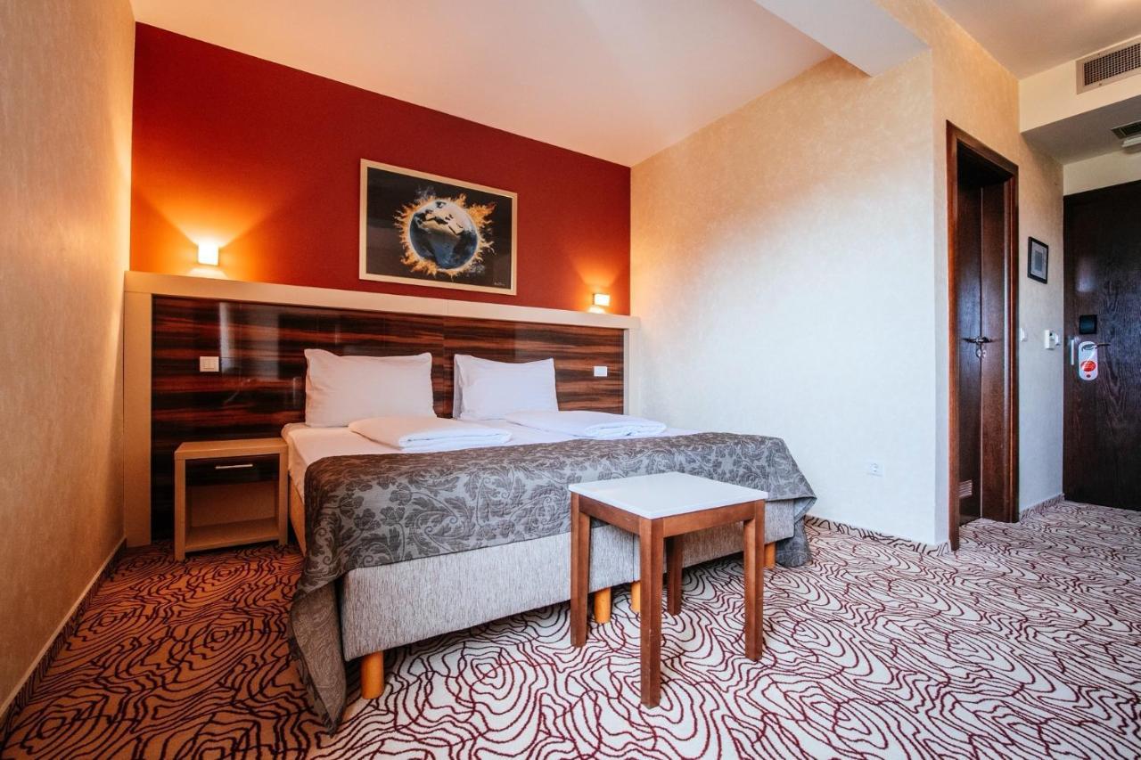 Hotel Terra Novalja Extérieur photo