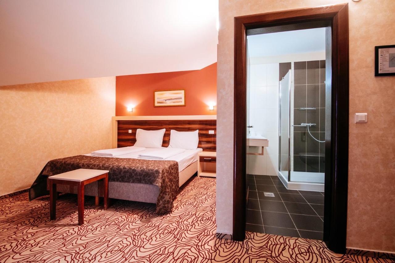 Hotel Terra Novalja Extérieur photo